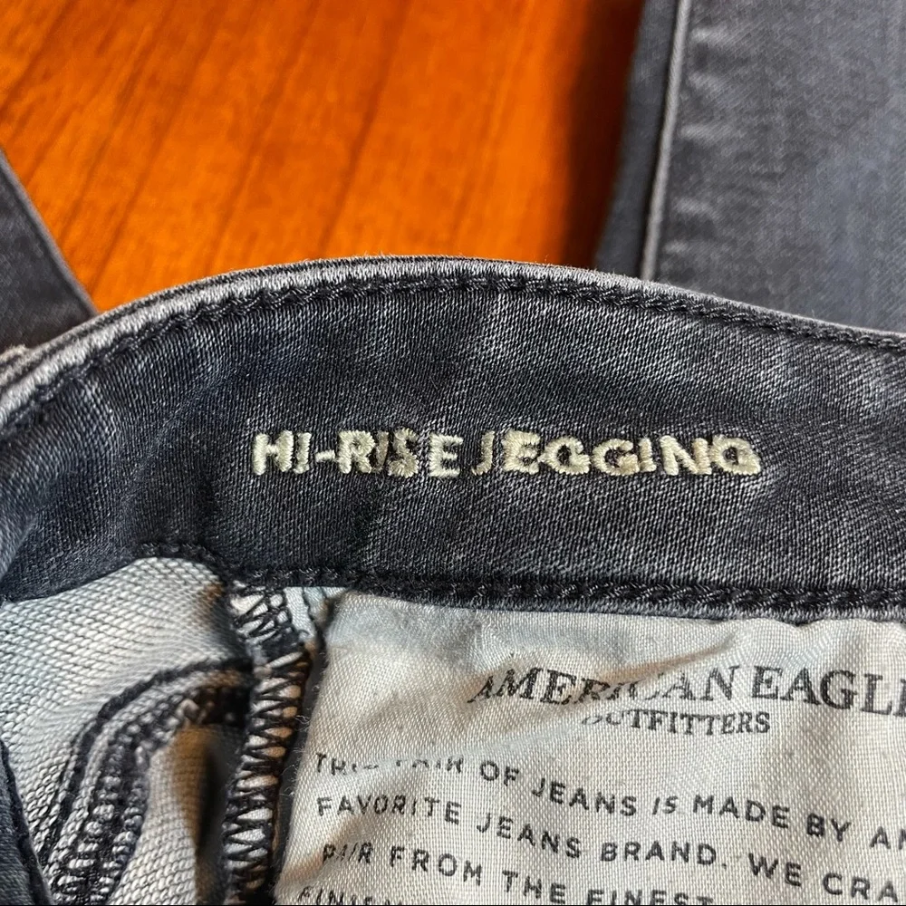 American Eagle distressed hi rise skinny jeggings with raw hem